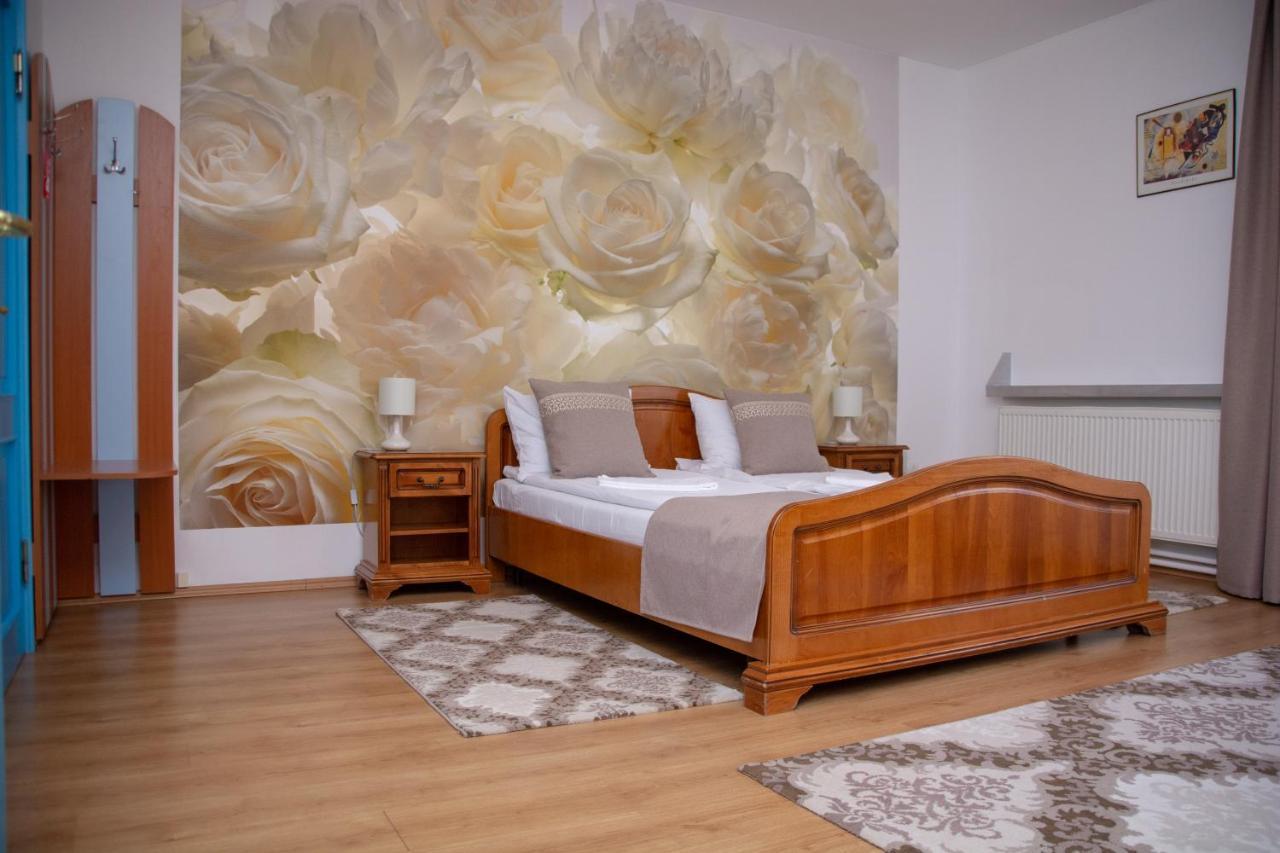 Motel Via Targu Mures Cristesti  Extérieur photo