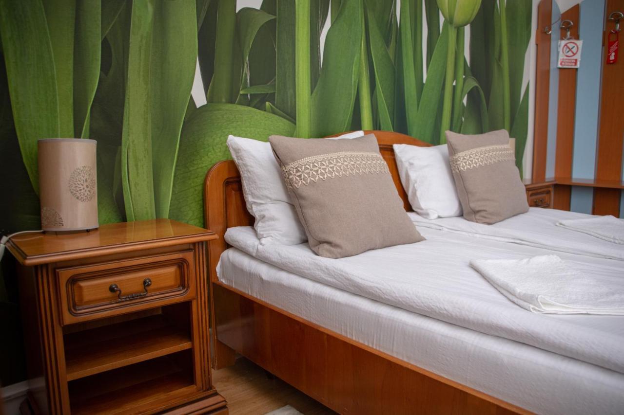 Motel Via Targu Mures Cristesti  Extérieur photo