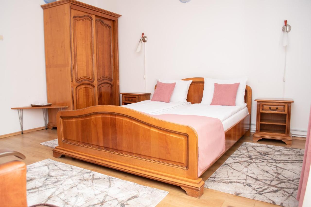 Motel Via Targu Mures Cristesti  Extérieur photo